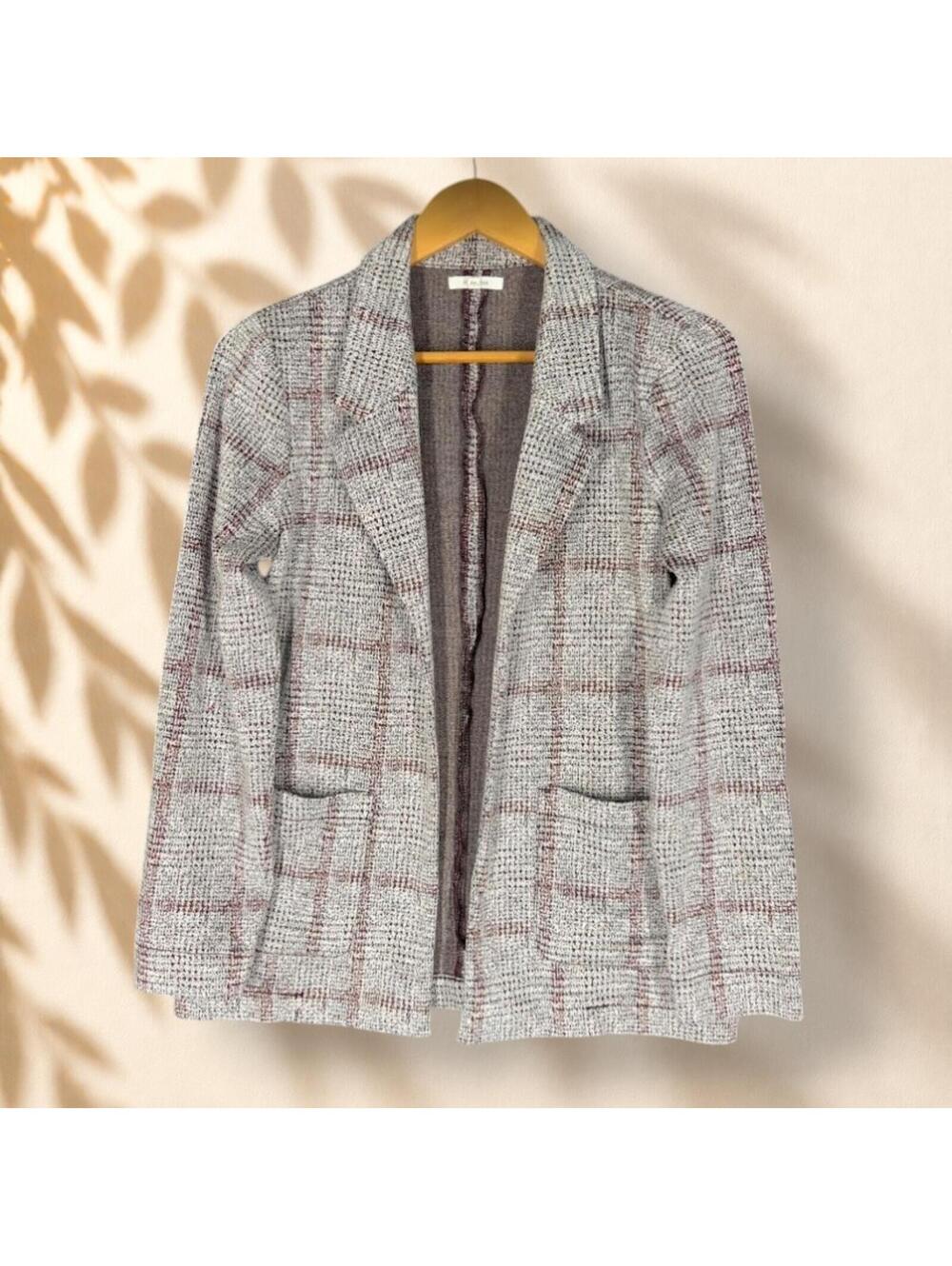 Maurices Blazer Women M Medium Gray Plaid Collared Long Sleeve Open Front Rayon
